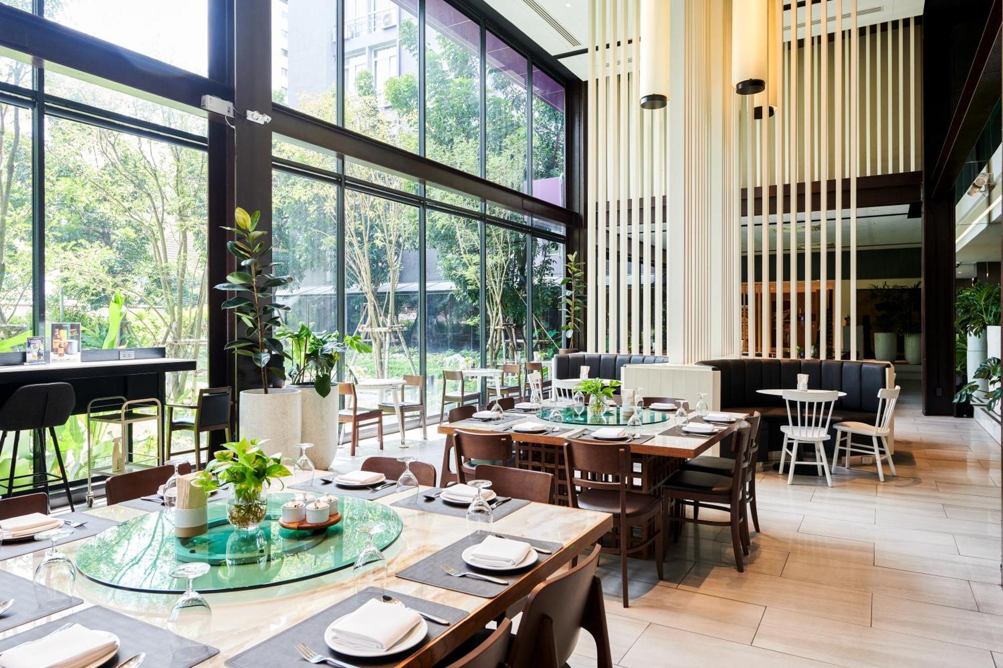 Tk Palace Hotel & Convention Bangkok Bagian luar foto
