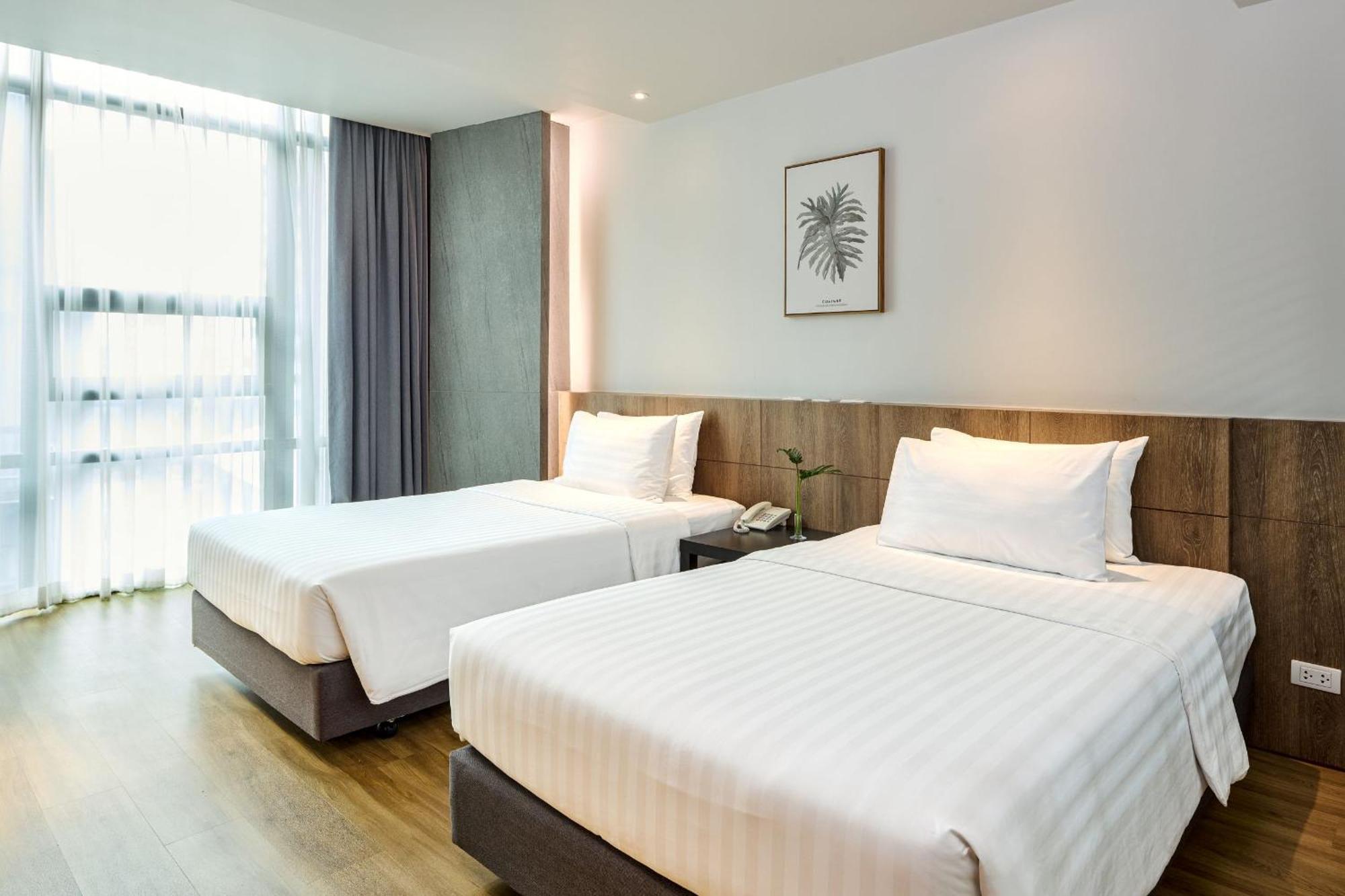 Tk Palace Hotel & Convention Bangkok Bagian luar foto