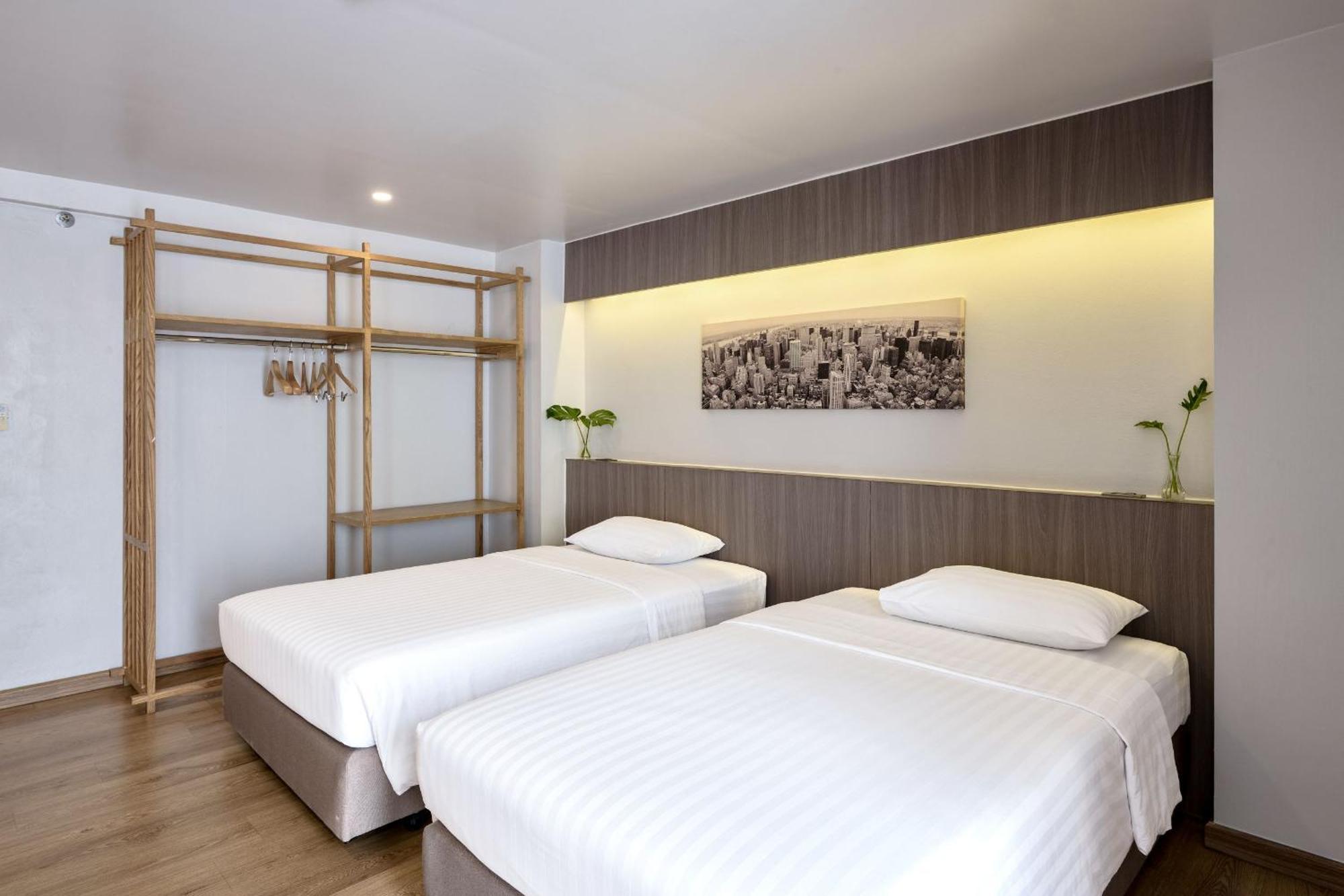 Tk Palace Hotel & Convention Bangkok Bagian luar foto