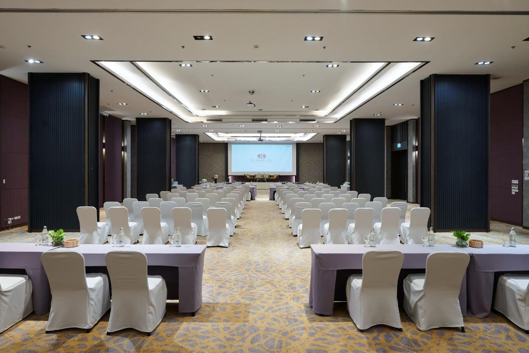 Tk Palace Hotel & Convention Bangkok Bagian luar foto