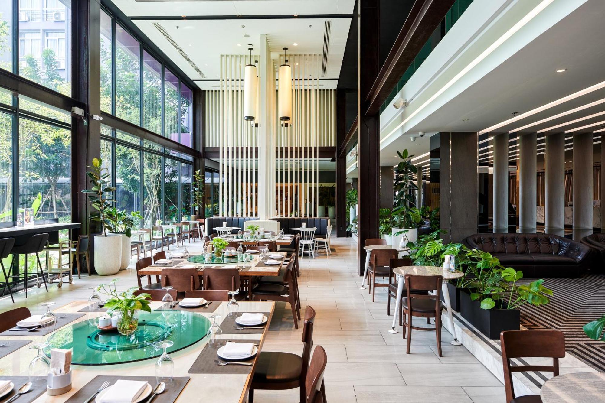 Tk Palace Hotel & Convention Bangkok Bagian luar foto