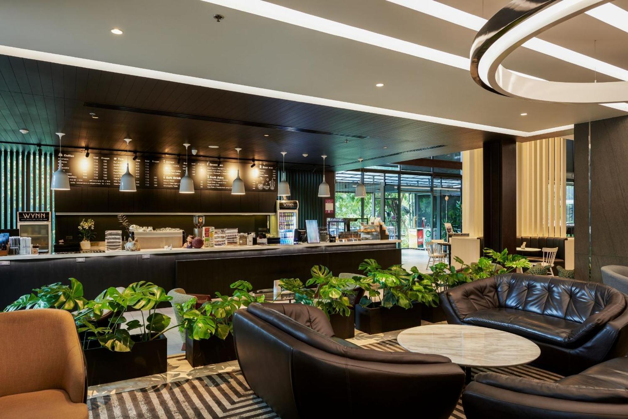 Tk Palace Hotel & Convention Bangkok Bagian luar foto