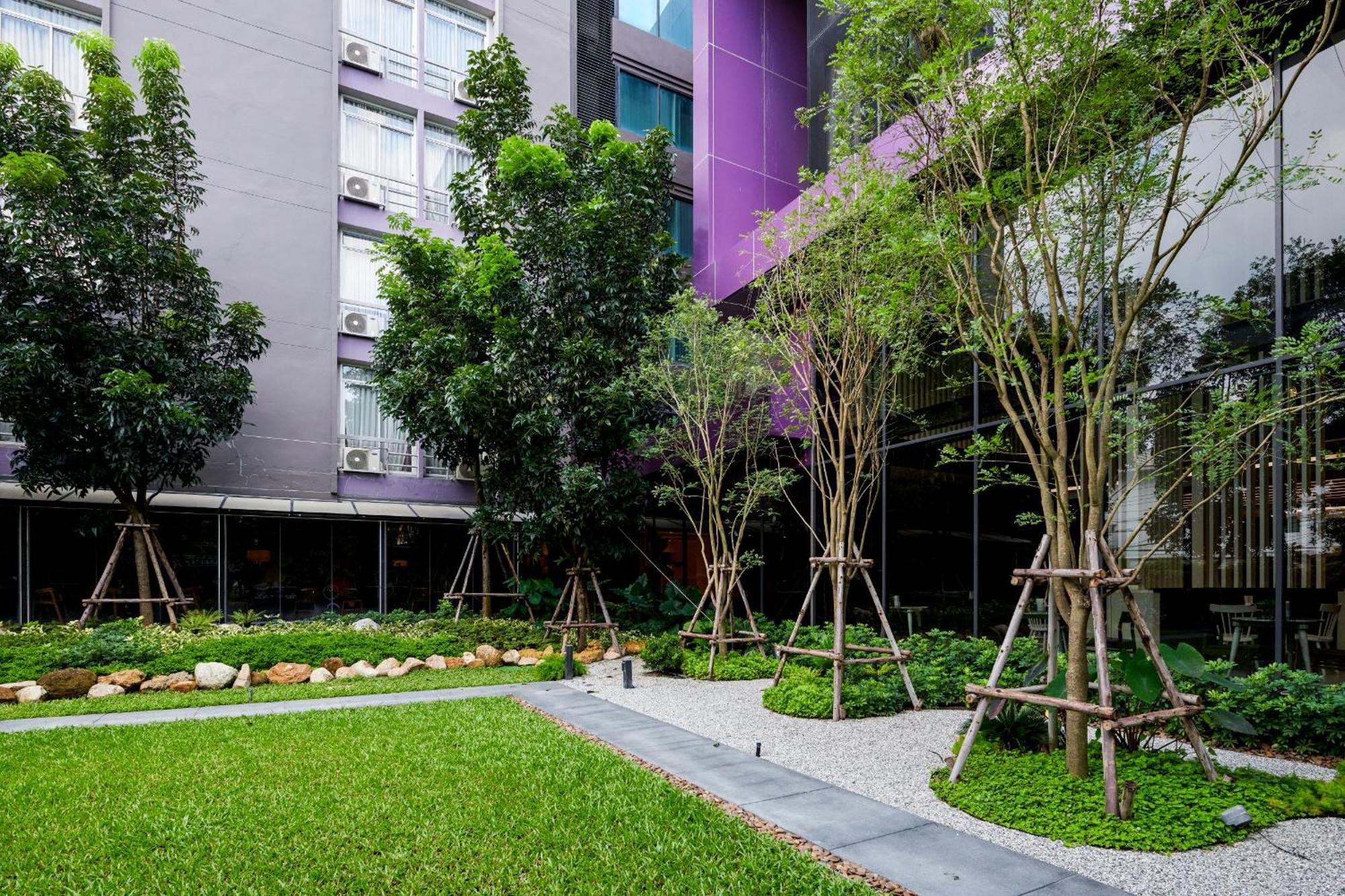 Tk Palace Hotel & Convention Bangkok Bagian luar foto